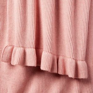 Throw Blanket in Rose